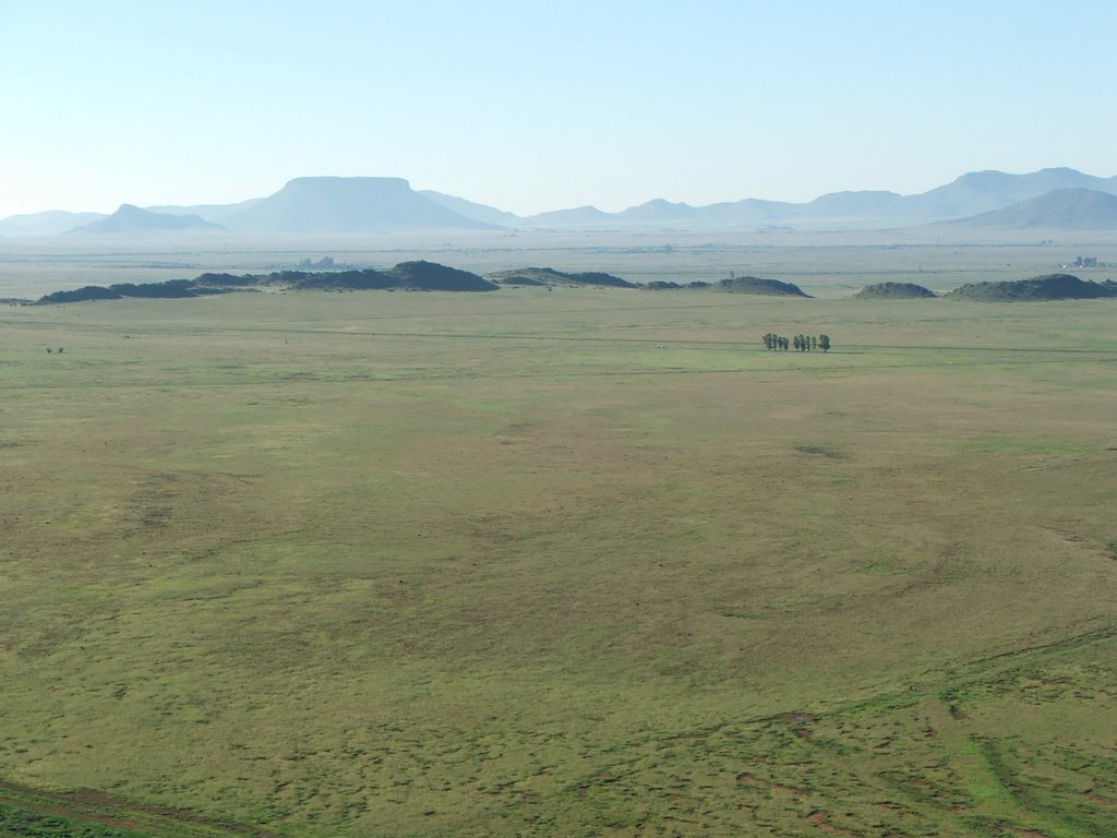 Karoo Plain with Table Mountain in background