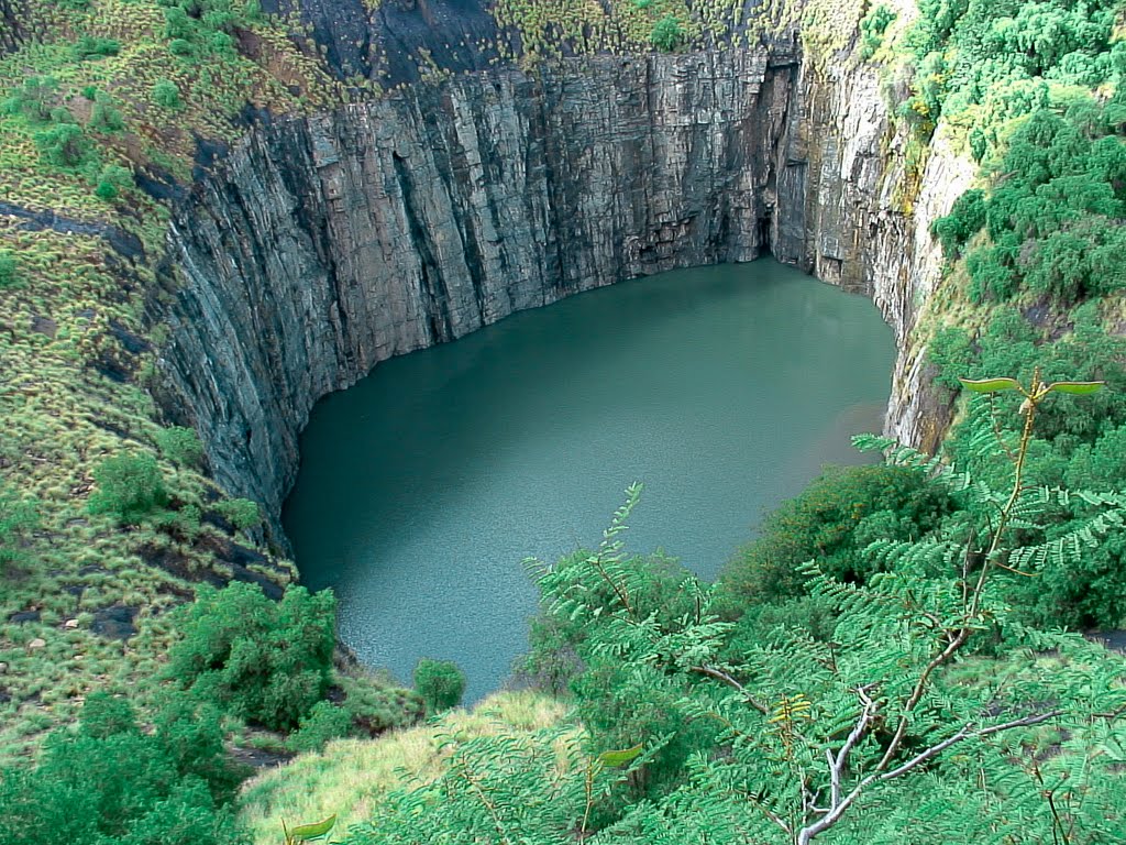 The Big Hole Kimberley Mine_Kimberley SA. ©PhilRHamar 