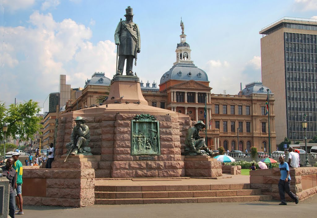 Paul Kruger statue - Pretoria